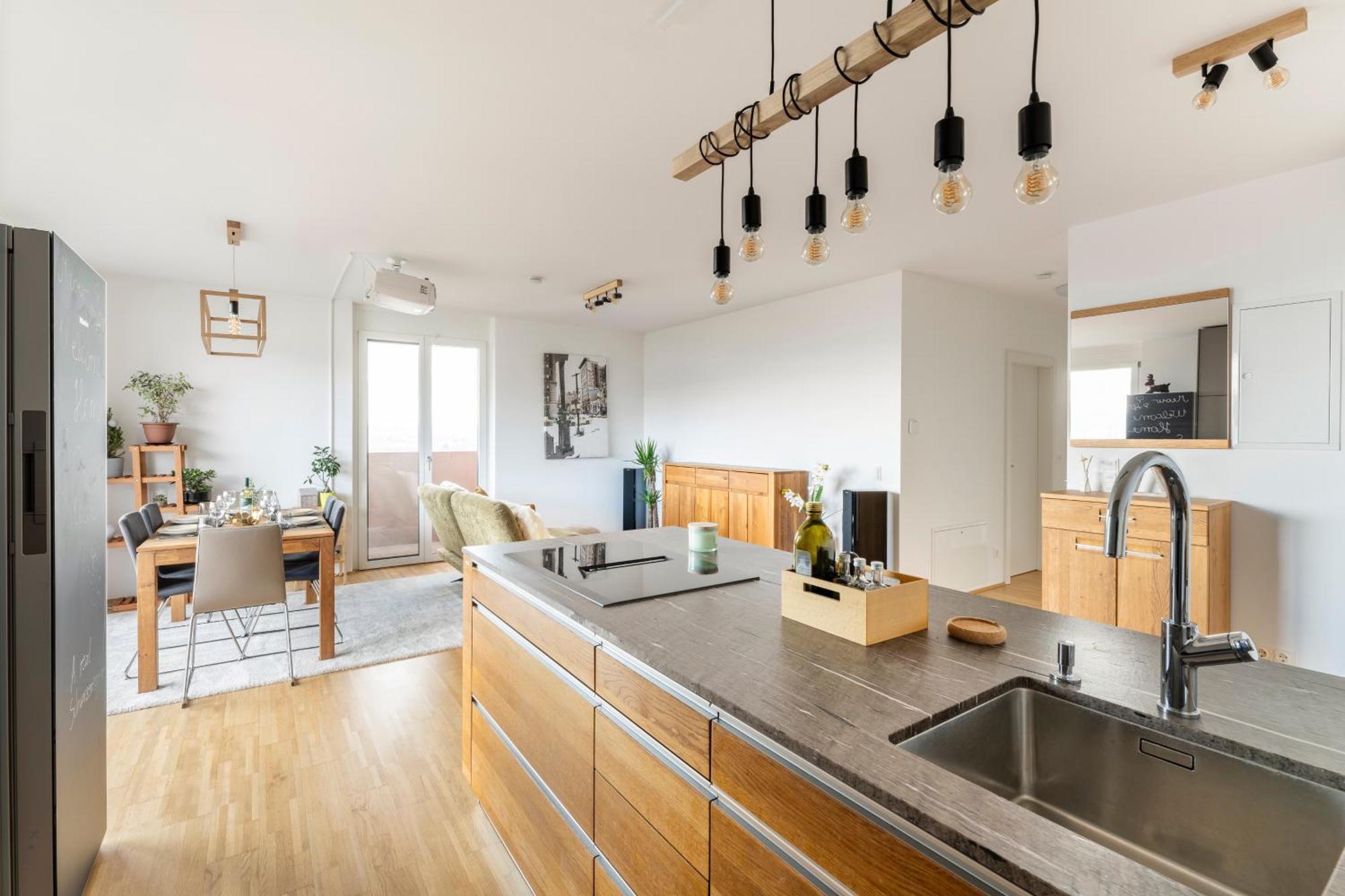 Edler Wohnraum Panoramablick 3 Sz Boxspringbetten, E-Ladestation, Kaffeevollautomat, Klima, Lift, Terrasse & 2Xtg Graz Dış mekan fotoğraf